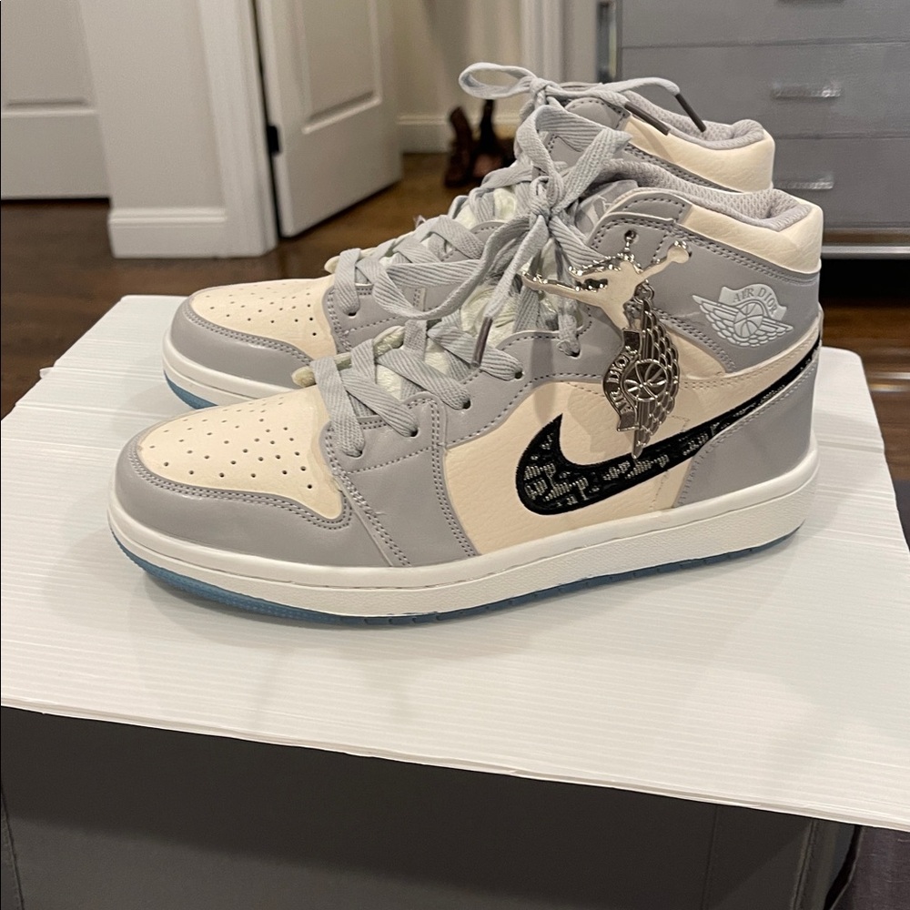 Ripe Gray and Cream Sneakers only wore 2 time in photo shoot - Picture 2 of 6